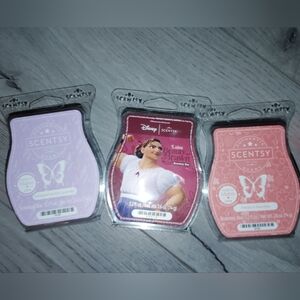Scentsy Wax Melts trio Encanto & Petals & Peaches, Whipped Vanilla Lavender 🆕